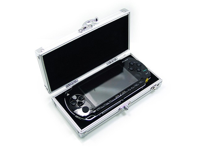 PSP Steel Case - Playstation Portable Hardware